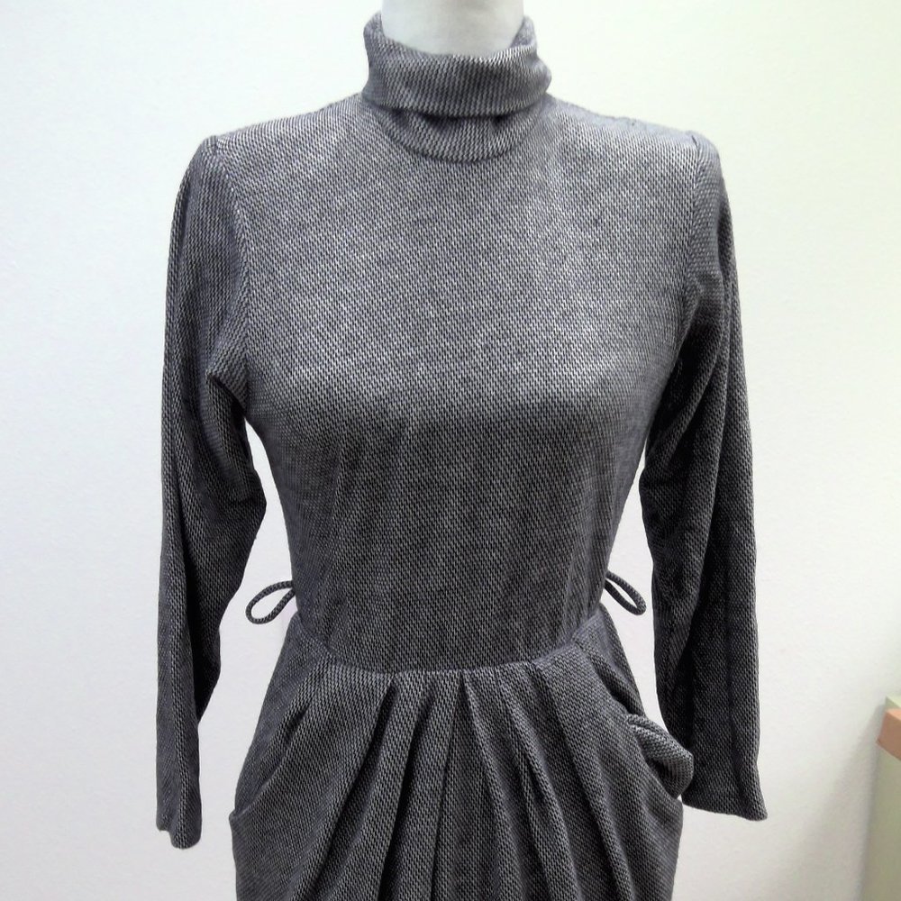 Vintage T Juniors Long Sleeve Turtleneck Grey Dress Acrylic Size 3
